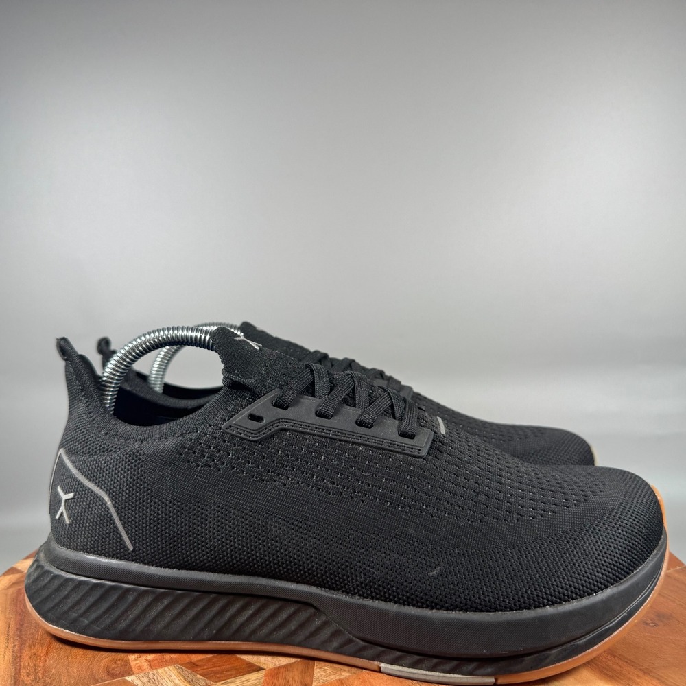 Flux Adapt Mens 8.5 Black Gum Knit Low Top Minimalist Training Sneakers PO 0020